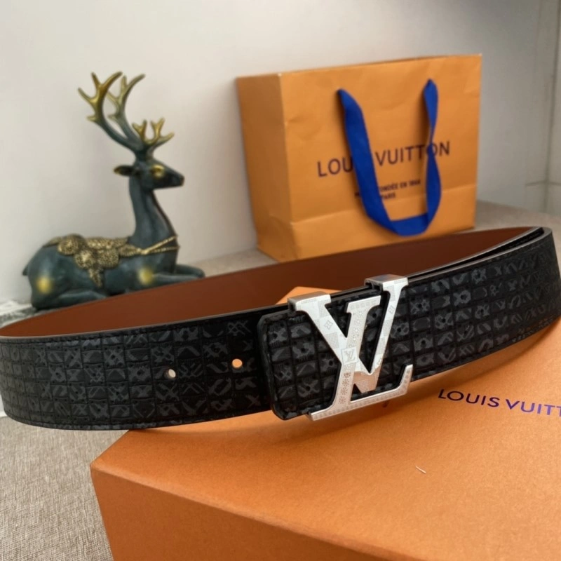 Minimalist Louis Vuitton Belts 298808