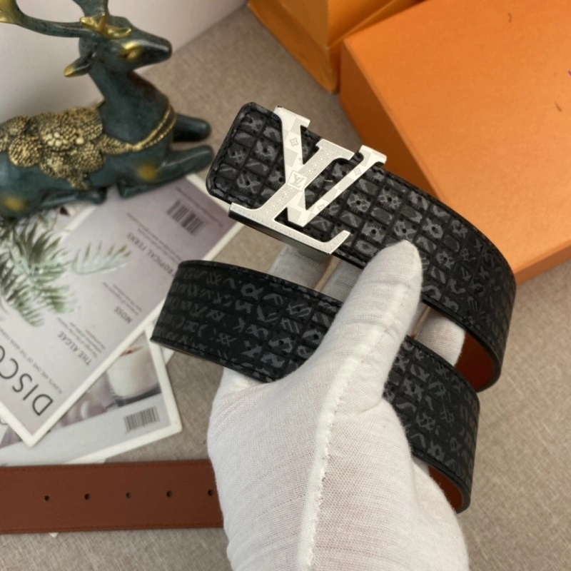 Minimalist Louis Vuitton Belts 298808