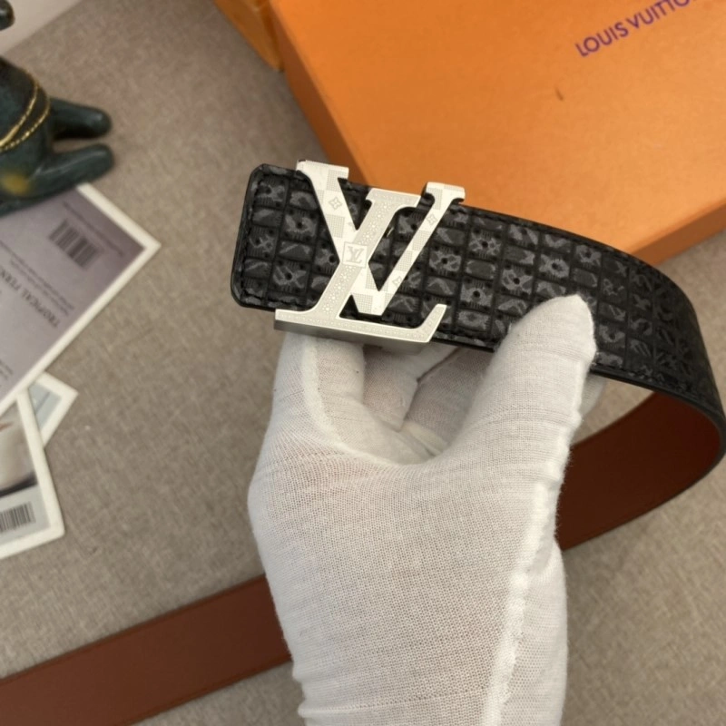 Minimalist Louis Vuitton Belts 298808