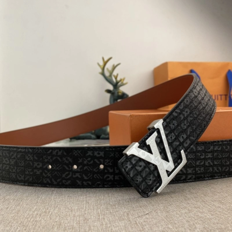 Minimalist Louis Vuitton Belts 298808