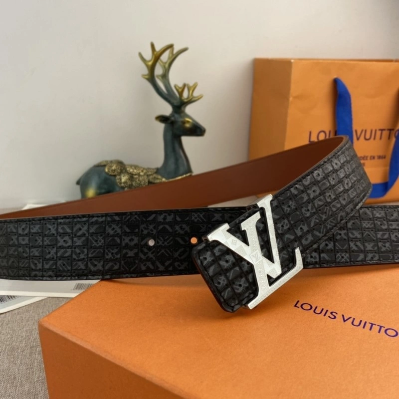 Minimalist Louis Vuitton Belts 298808
