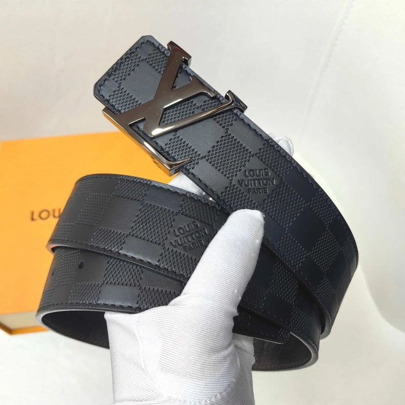 Effortless Louis Vuitton Belts 298792