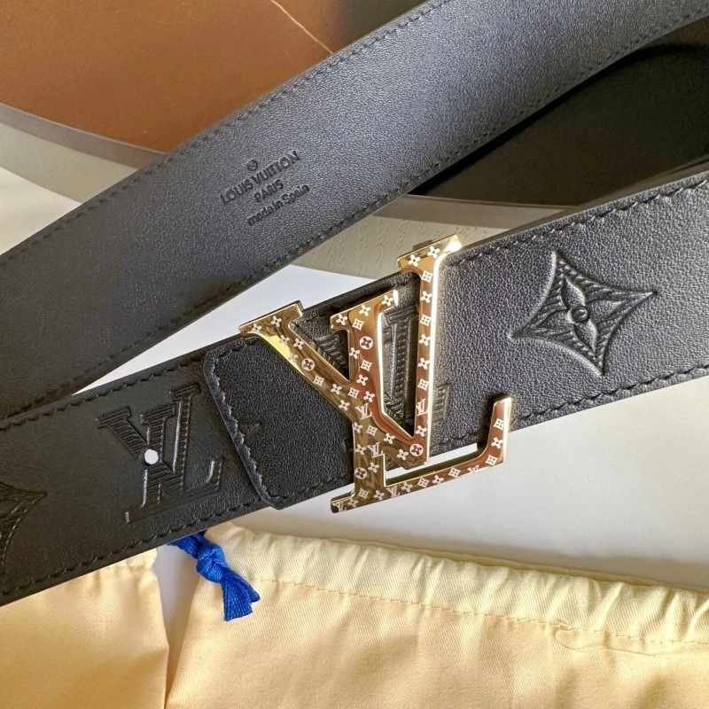 WaterResistant Louis Vuitton Belts 298786