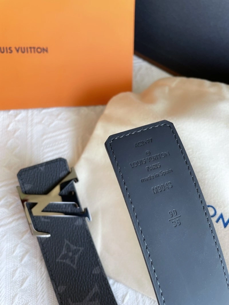 Vibrant Louis Vuitton Belts 298757