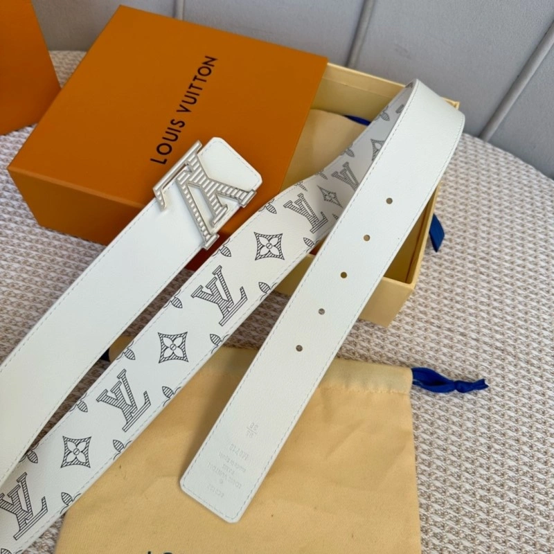 ZipUp Louis Vuitton Belts 298738