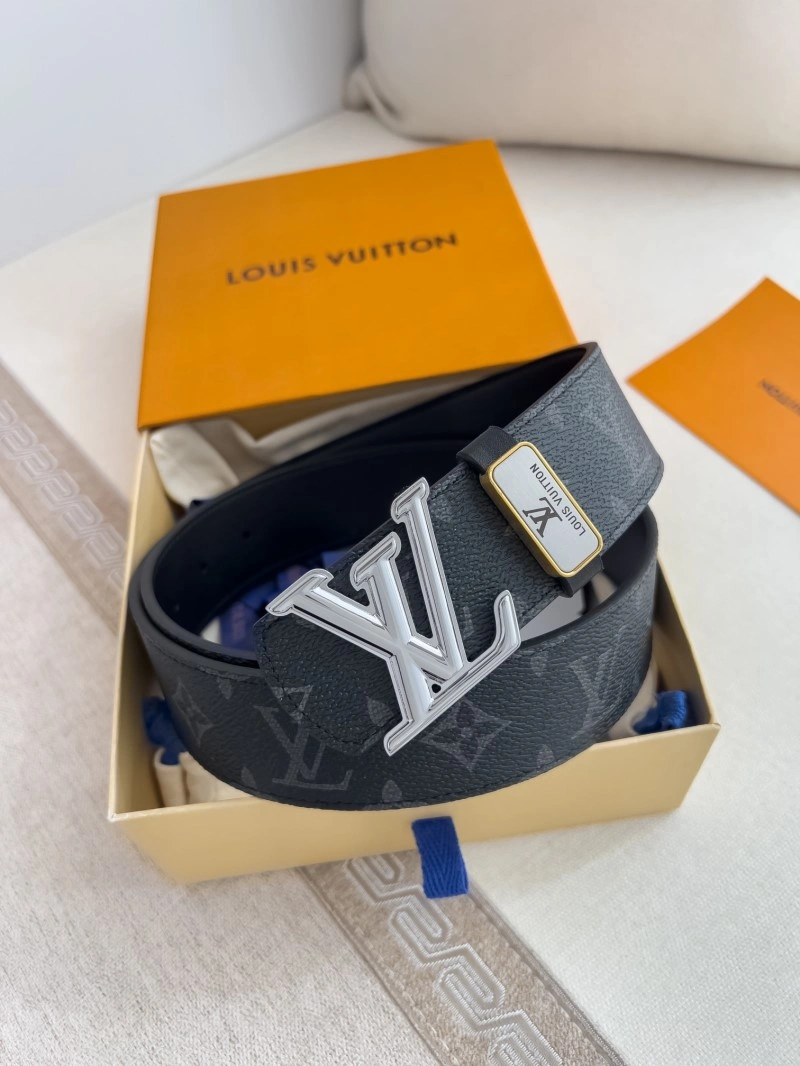 ZipUp Louis Vuitton Belts 298737