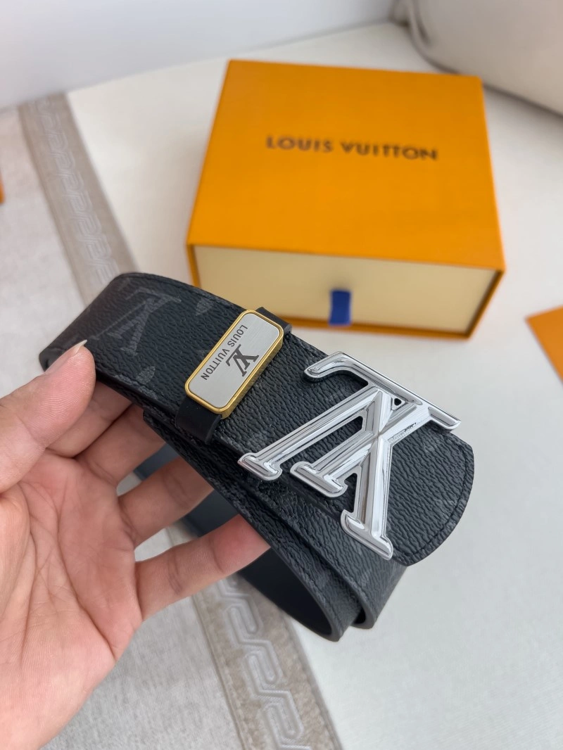 ZipUp Louis Vuitton Belts 298737