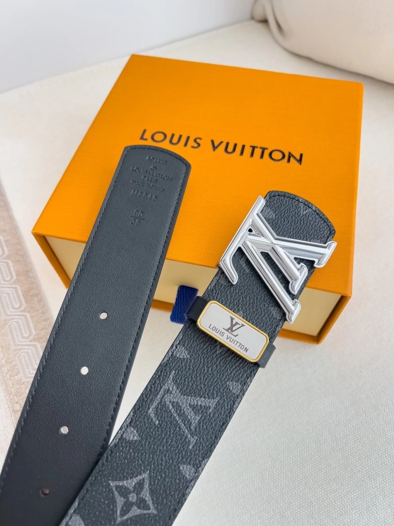 ZipUp Louis Vuitton Belts 298737