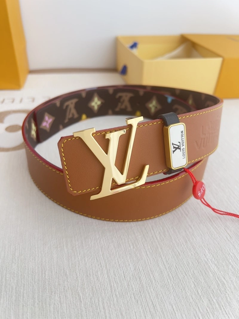 Lightweight Louis Vuitton Belts 298711