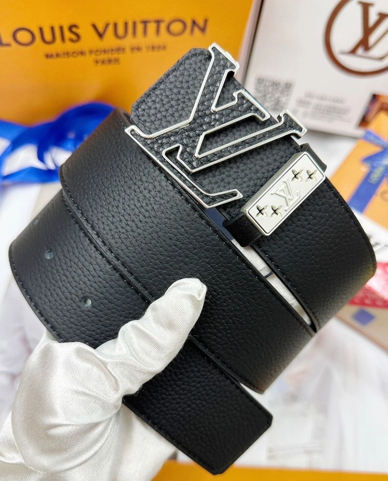 Louis Vuitton Belts EyeCatching 298671