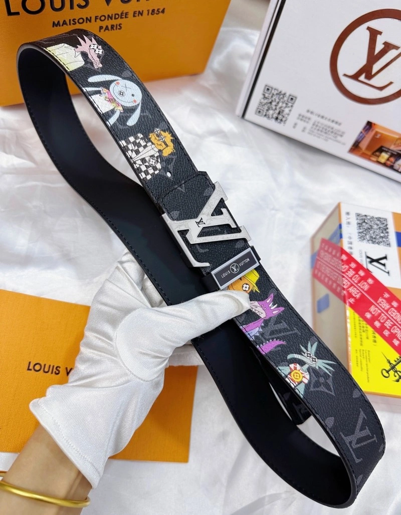 Vibrant Louis Vuitton Belts 298668
