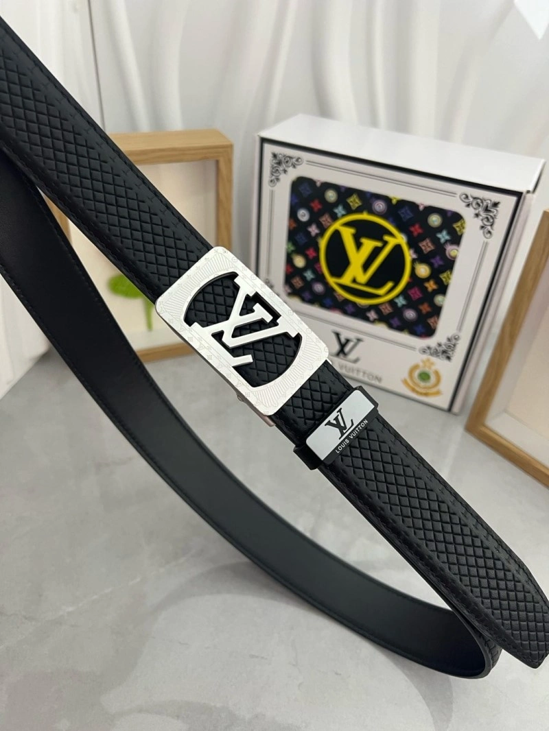 Louis Vuitton Belts Durable 298631