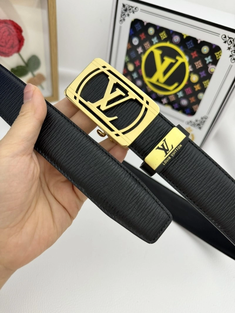 Effortless Louis Vuitton Belts 298614