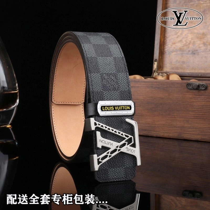 Versatile Louis Vuitton Belts 298624