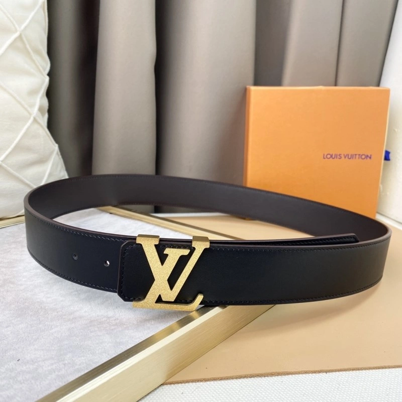 Vibrant Louis Vuitton Belts 298565