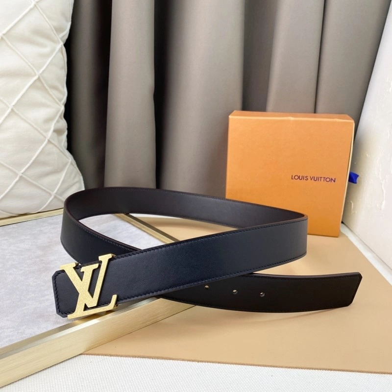 Vibrant Louis Vuitton Belts 298565