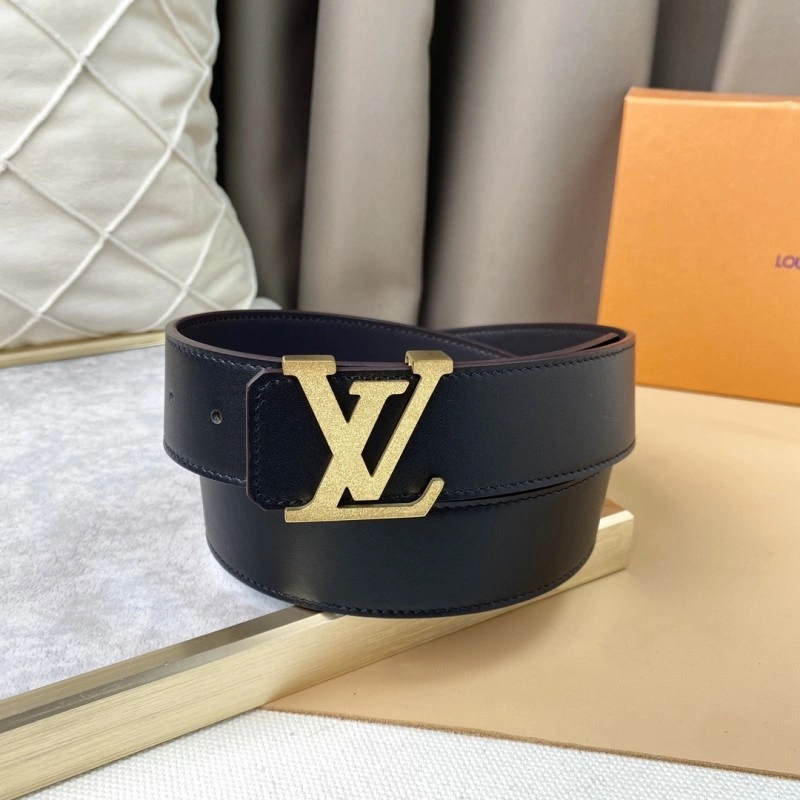 Vibrant Louis Vuitton Belts 298565