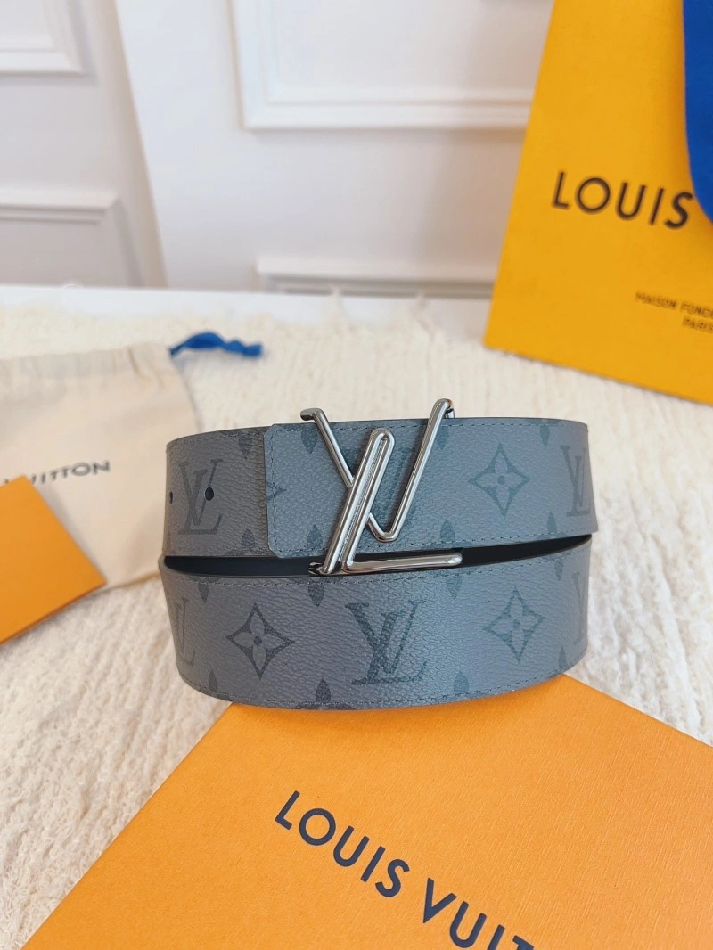 Louis Vuitton Belts FashionForward 298541