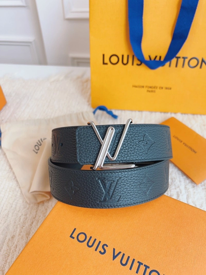 Louis Vuitton Belts Breathable 298534