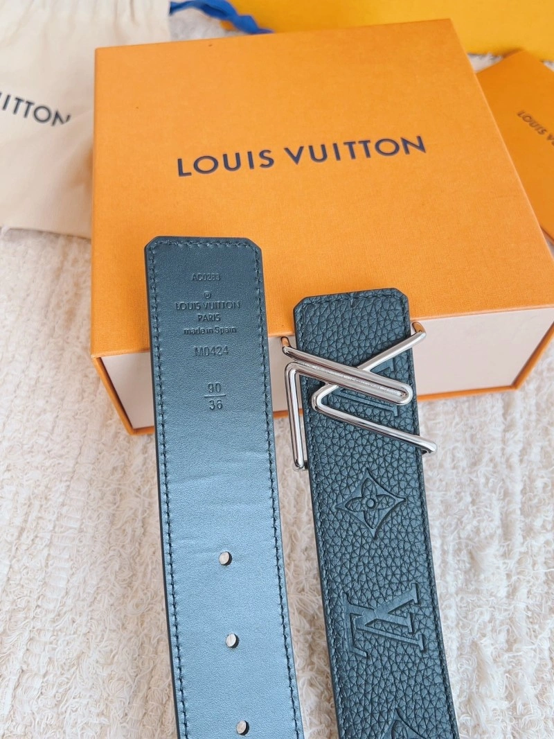 Louis Vuitton Belts Breathable 298534