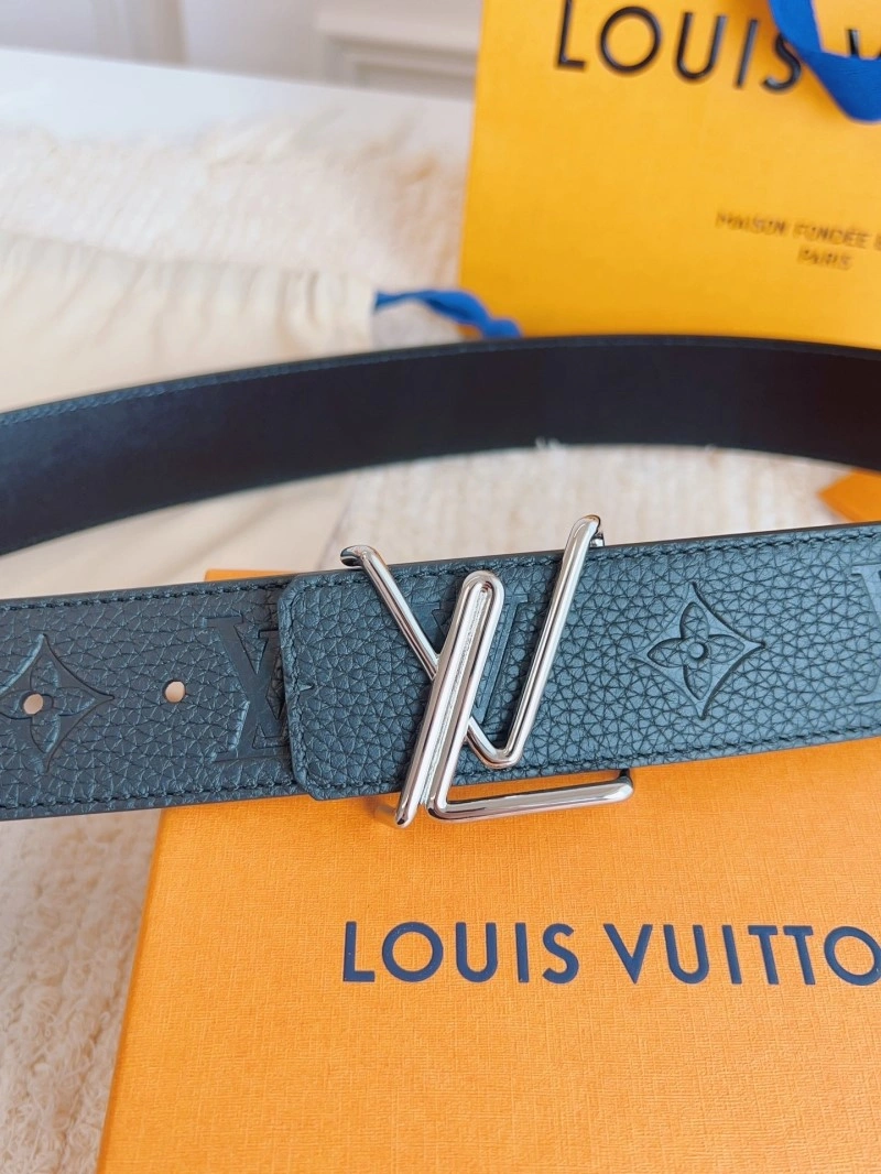 Louis Vuitton Belts Breathable 298534