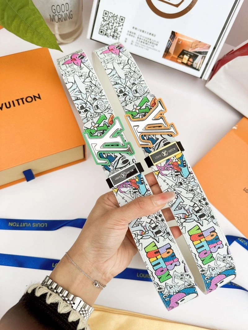 Lightweight Louis Vuitton Belts 298510