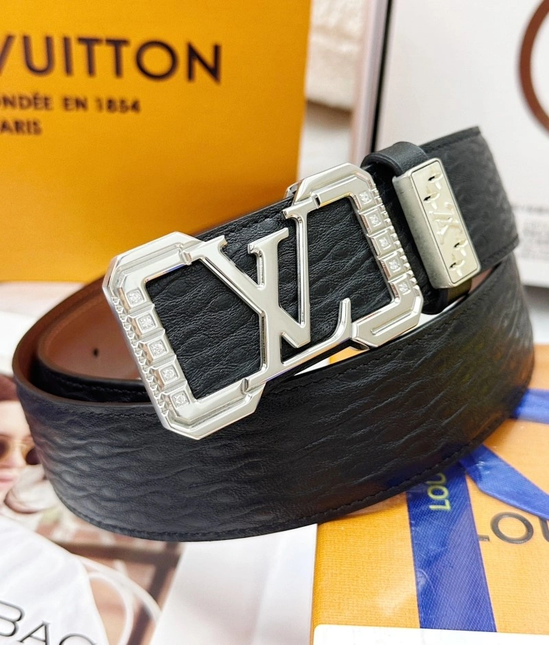 Louis Vuitton Belts Breathable 298502