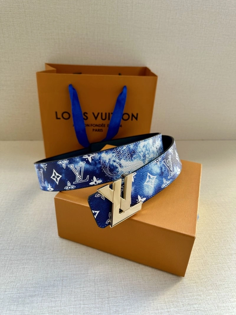 Sporty Louis Vuitton Belts 298452