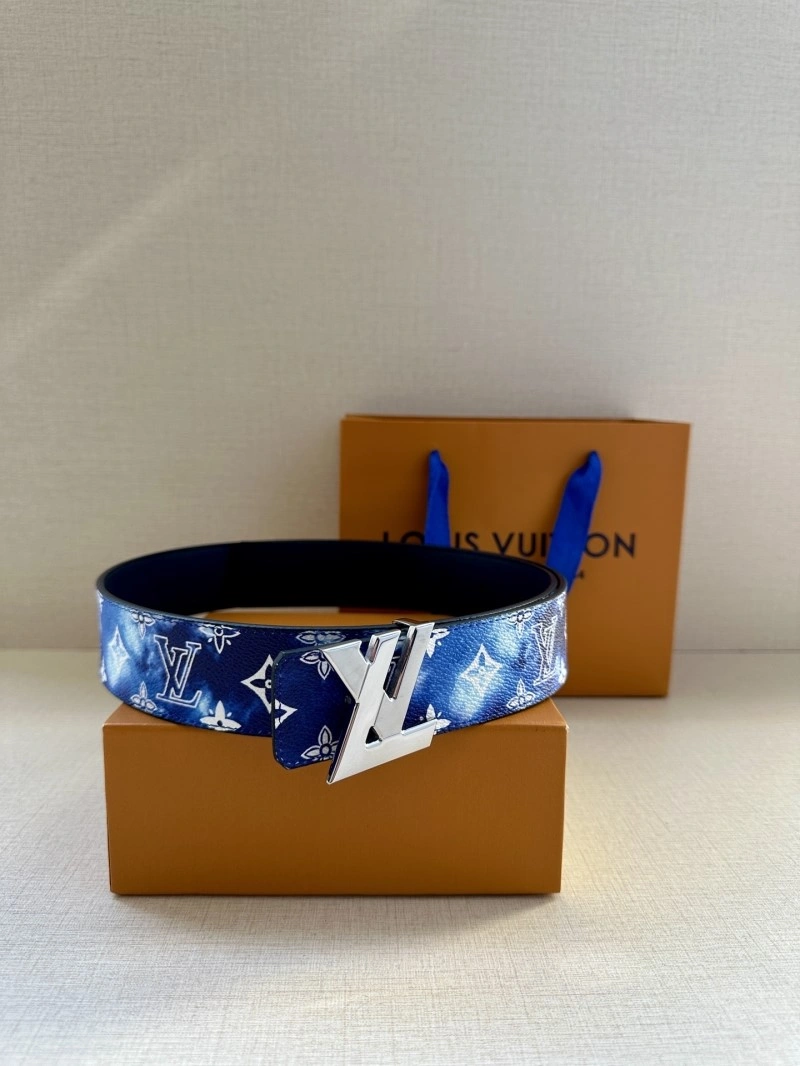 Sporty Louis Vuitton Belts 298452