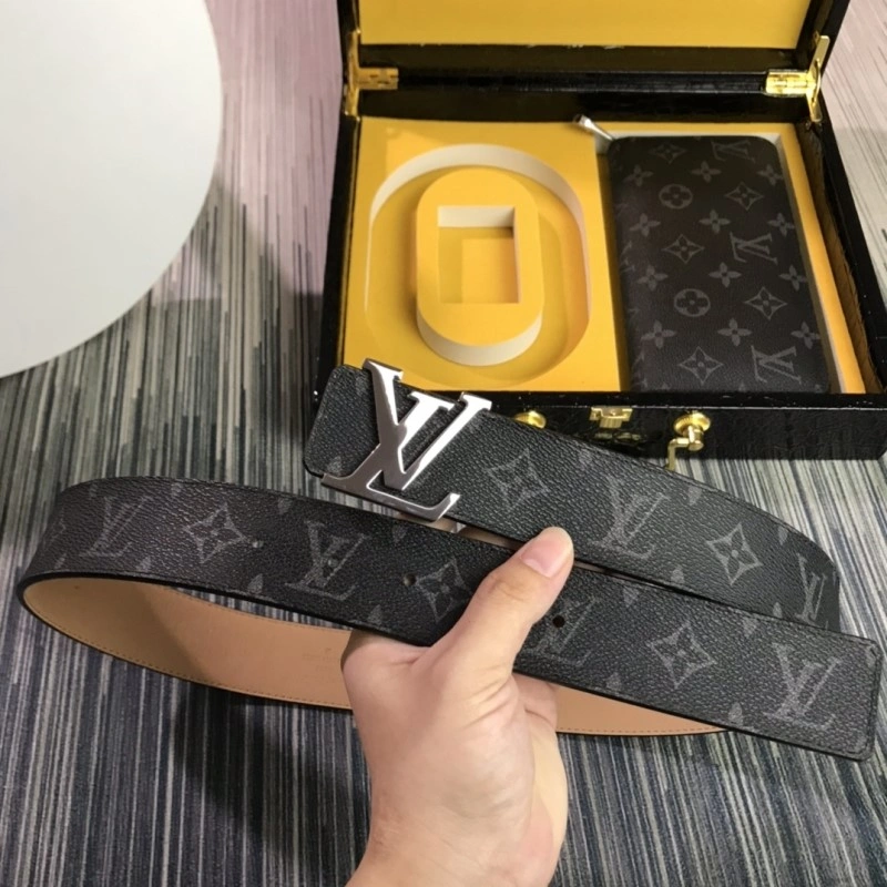 Louis Vuitton Belts Durable 298360