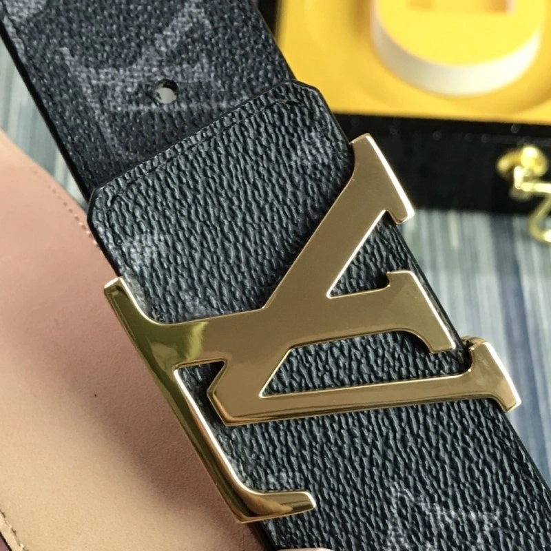 Cozy Louis Vuitton Belts 298350