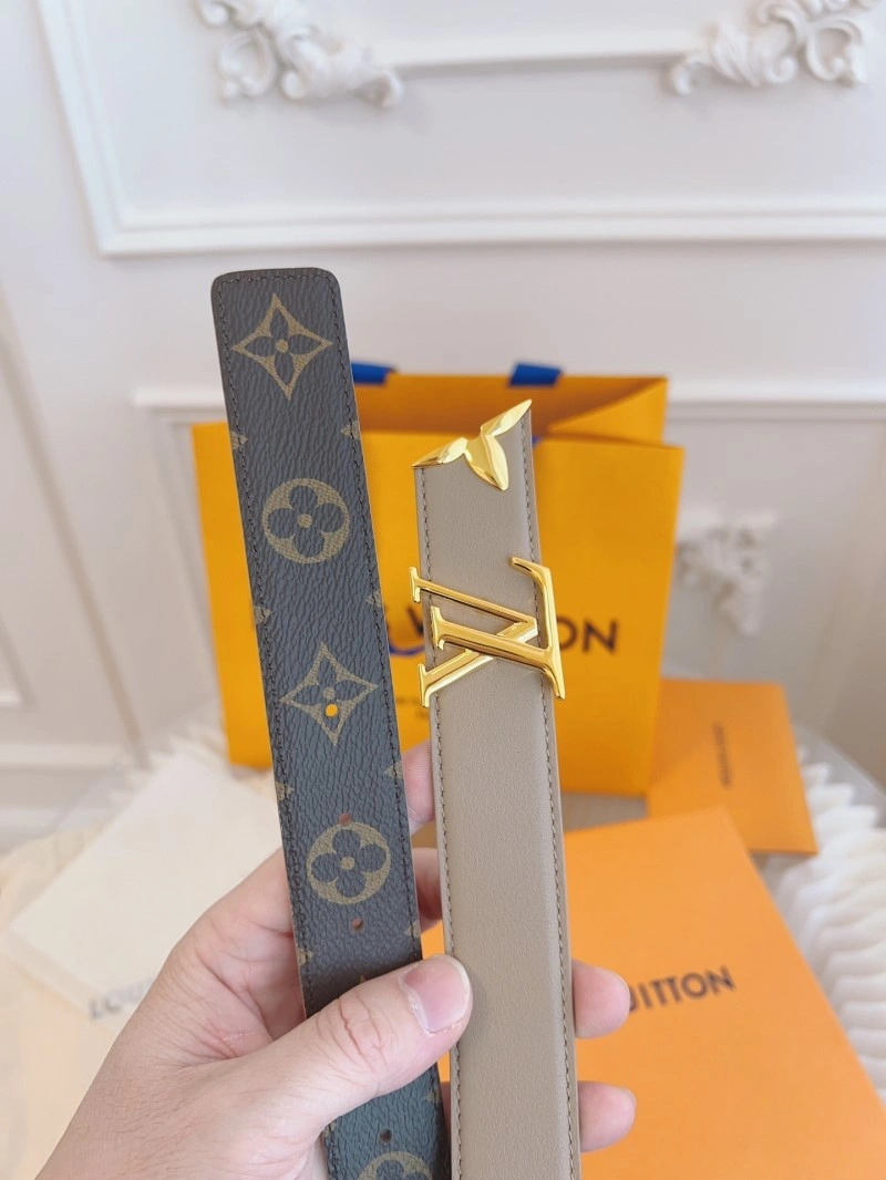 Stretchable Louis Vuitton Belts 298357