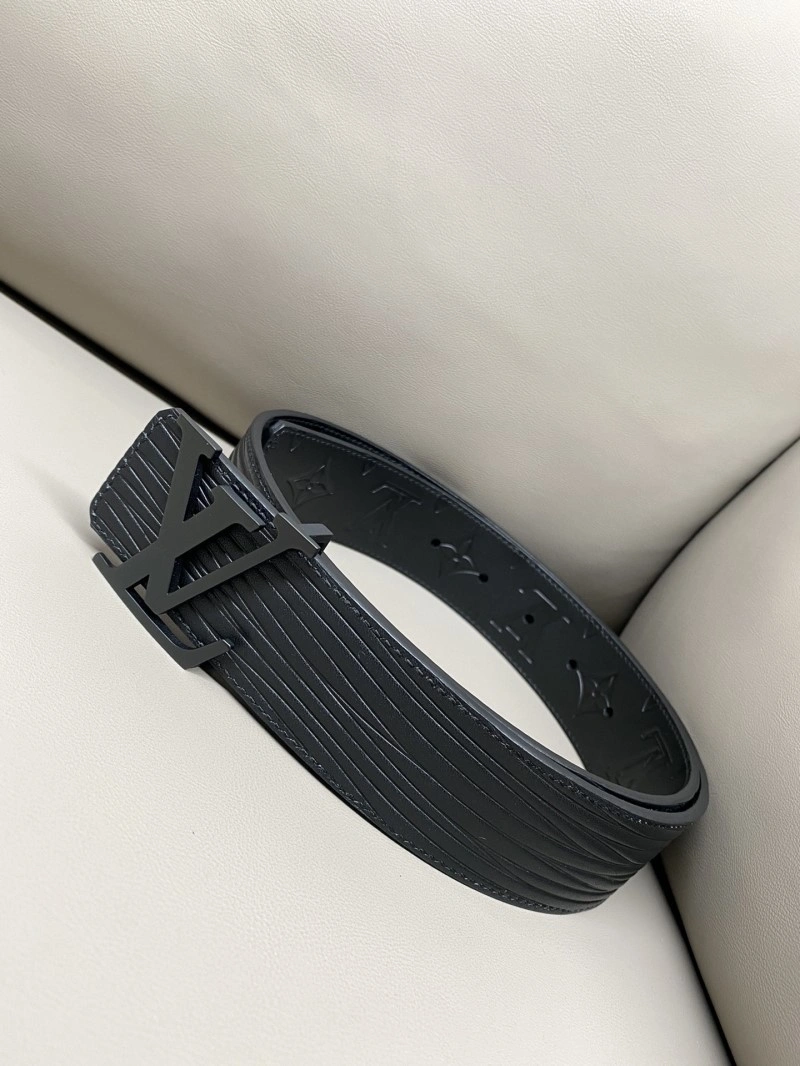 Breathable Louis Vuitton Belts 298315
