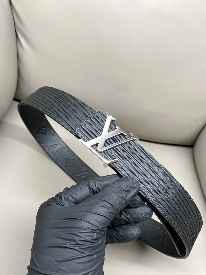 UrbanChic Louis Vuitton Belts 298308