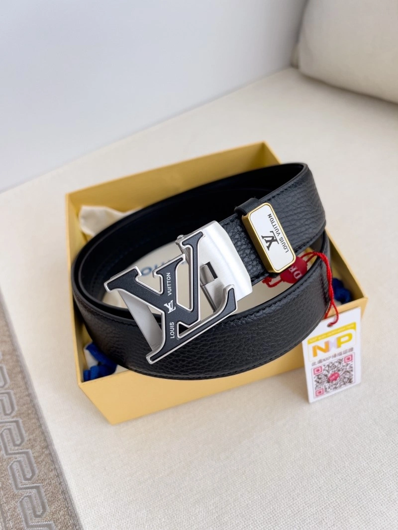 Compact Louis Vuitton Belts 298311