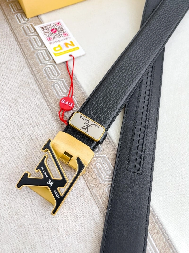 Compact Louis Vuitton Belts 298311
