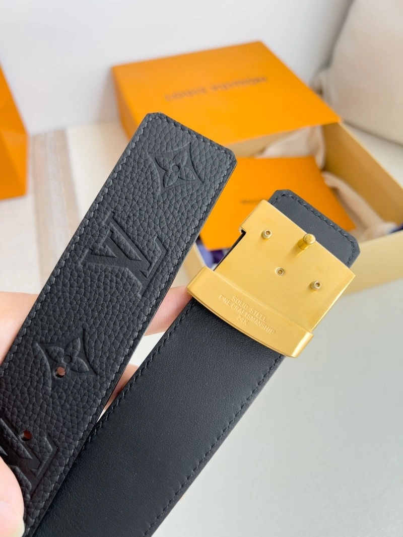 WaterResistant Louis Vuitton Belts 298289