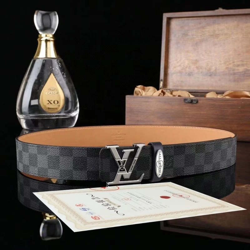 Louis Vuitton Belts Versatile 298255