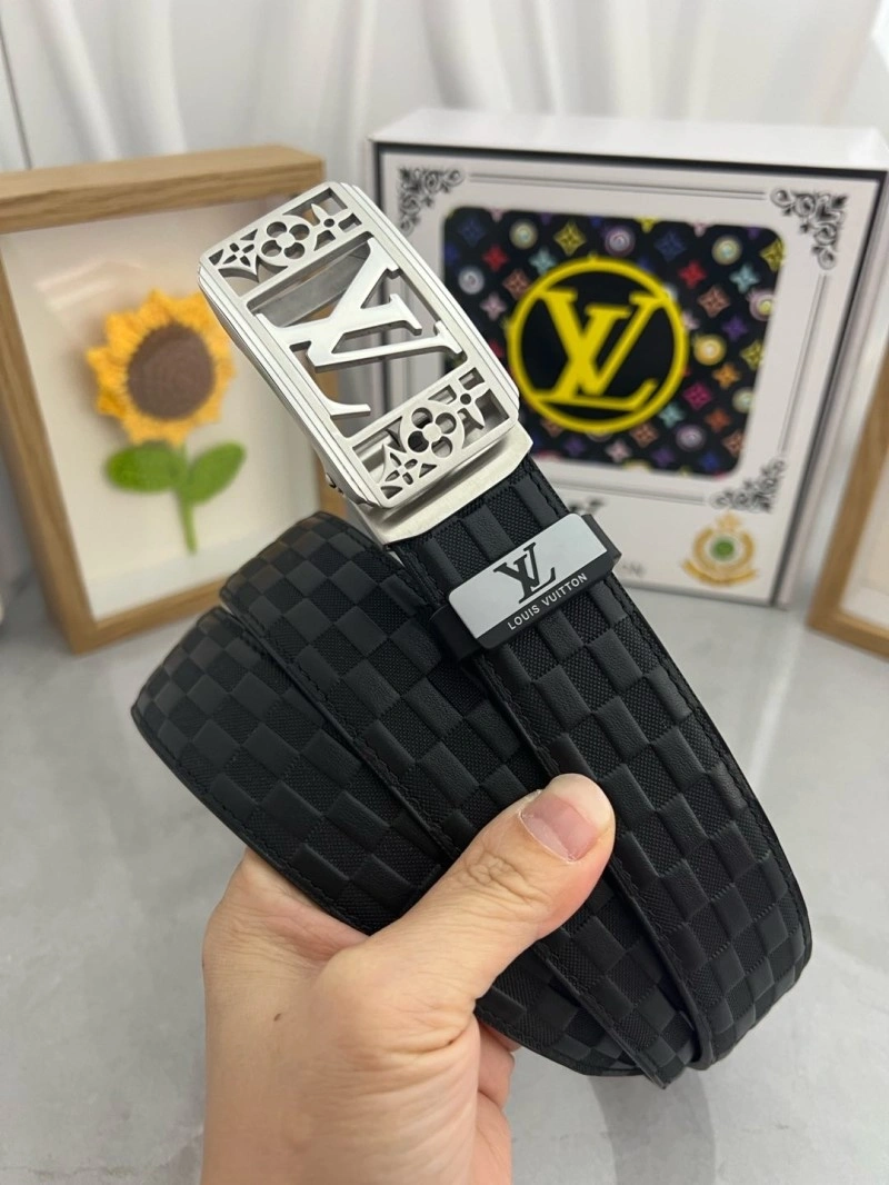 Louis Vuitton Belts OdorResistant 298202
