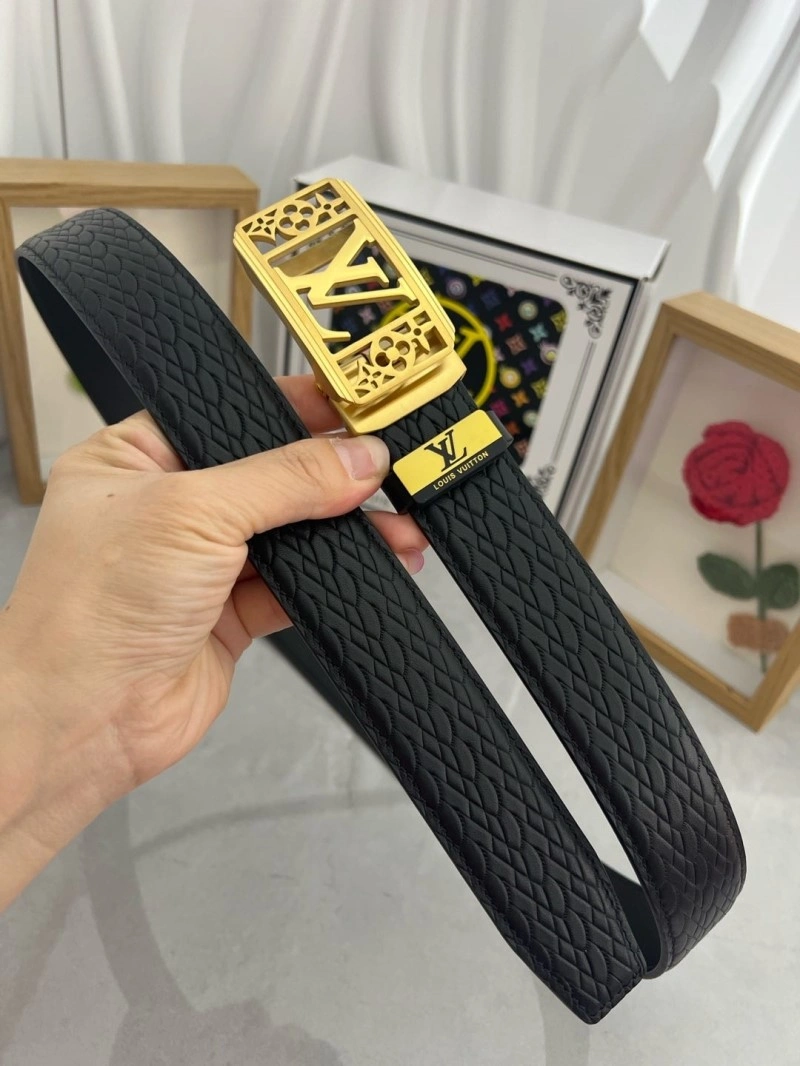 Modern Louis Vuitton Belts 298200