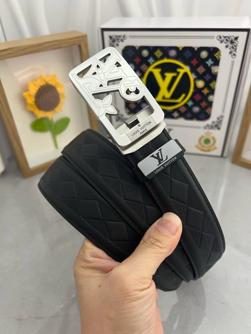 Practical Louis Vuitton Belts 298186