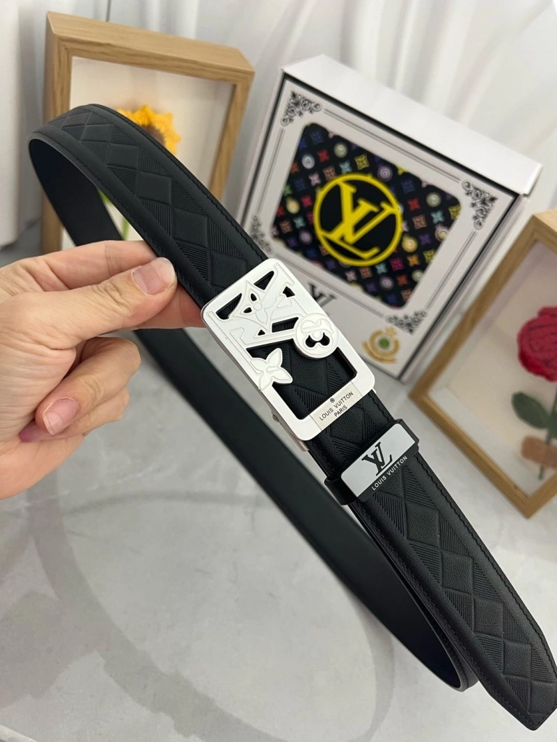 Practical Louis Vuitton Belts 298186