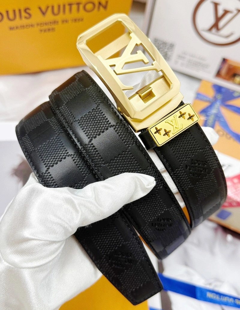 Louis Vuitton Belts Durable 298149