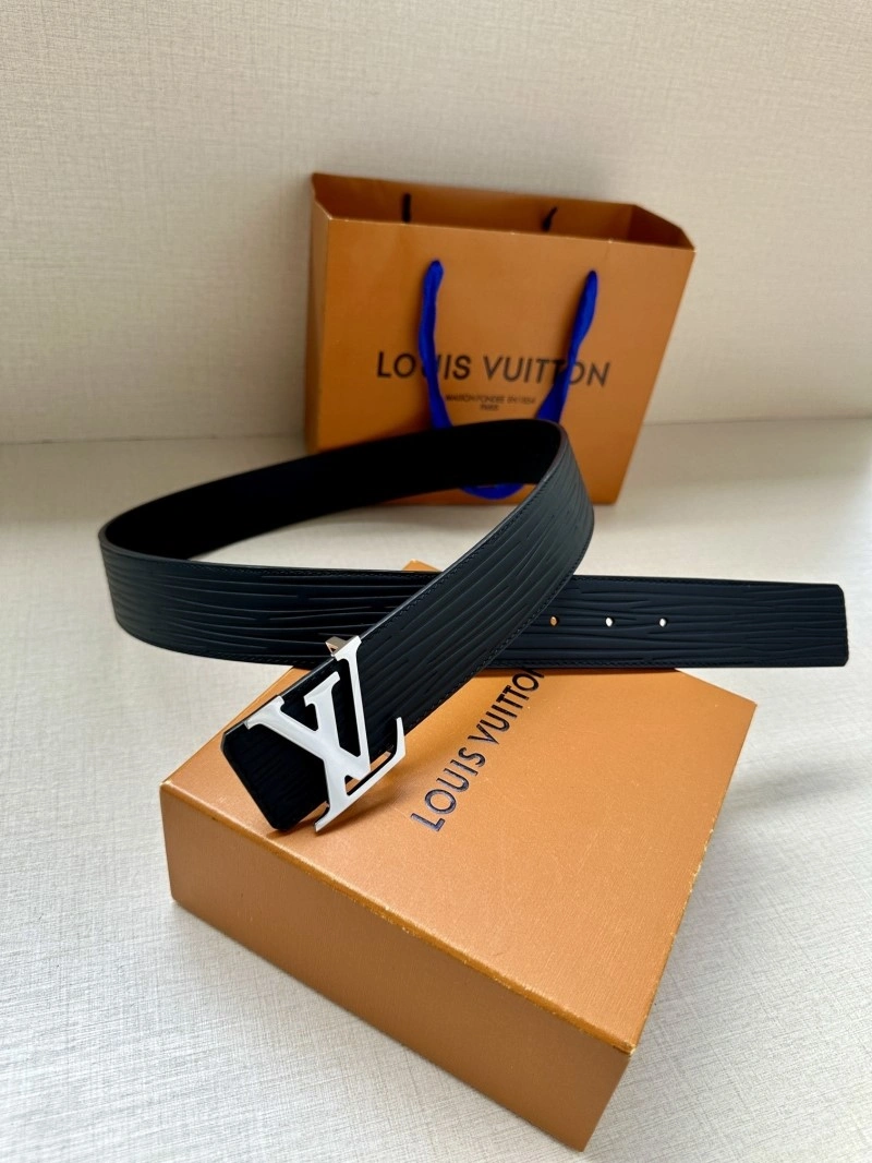 Contemporary Louis Vuitton Belts 298124
