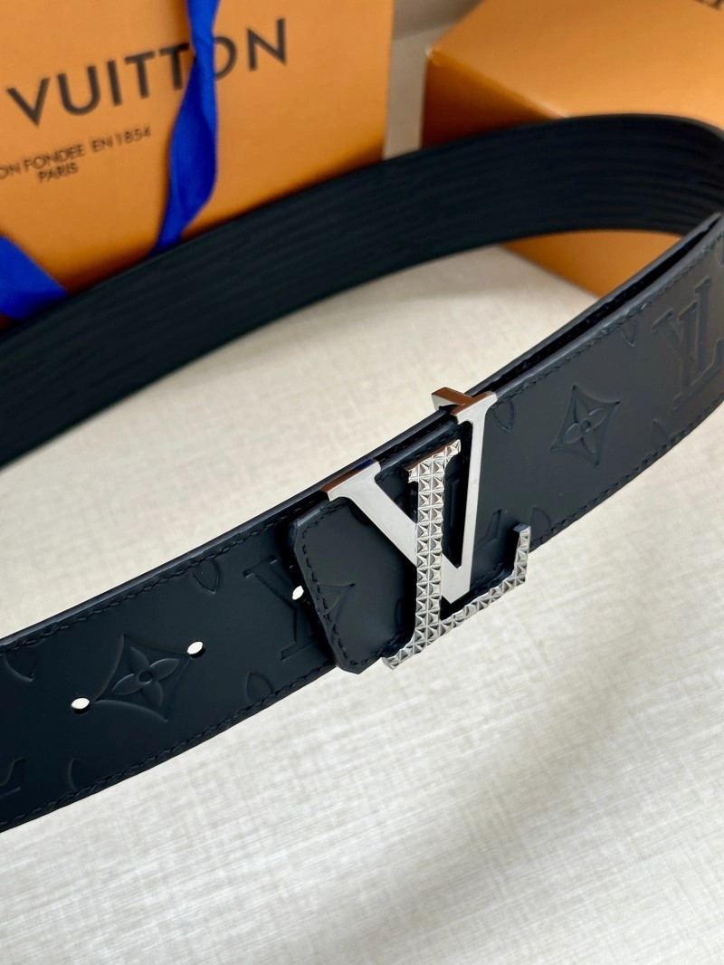 Practical Louis Vuitton Belts 298143