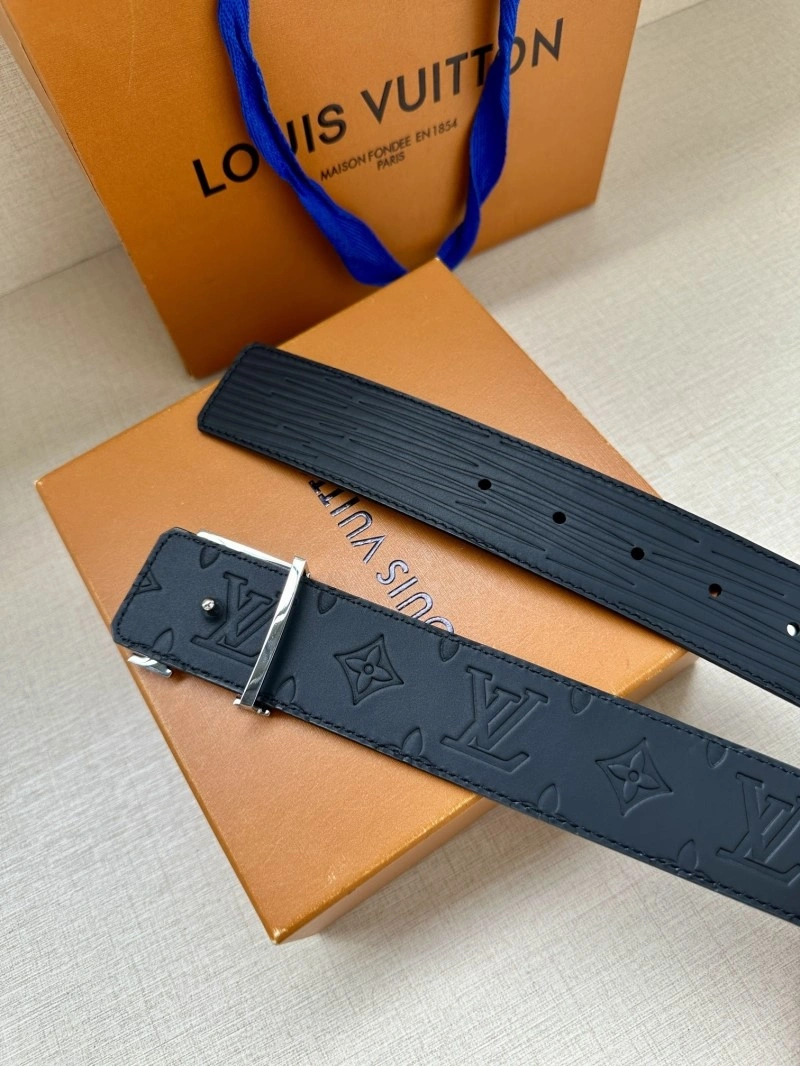 Practical Louis Vuitton Belts 298143