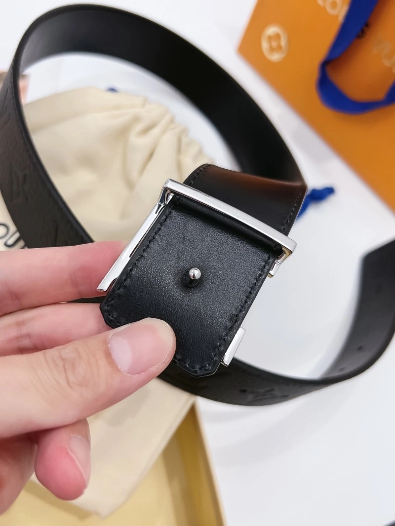 Louis Vuitton Belts Refined 298128