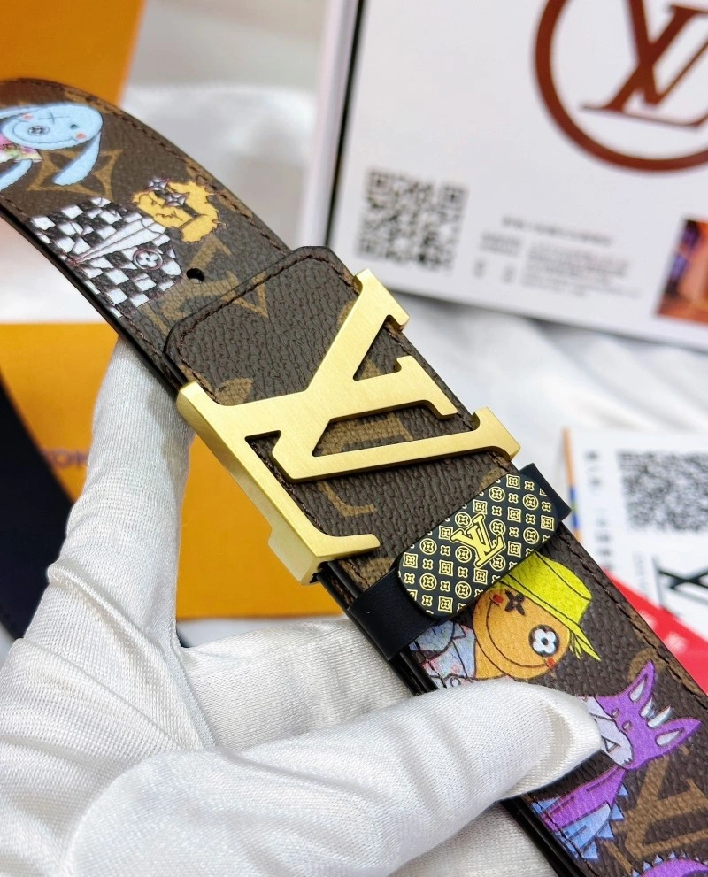 EyeCatching Louis Vuitton Belts 298076