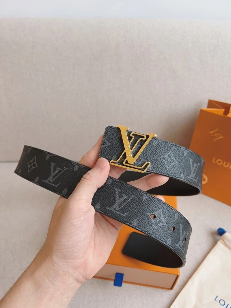 Effortless Louis Vuitton Belts 298081
