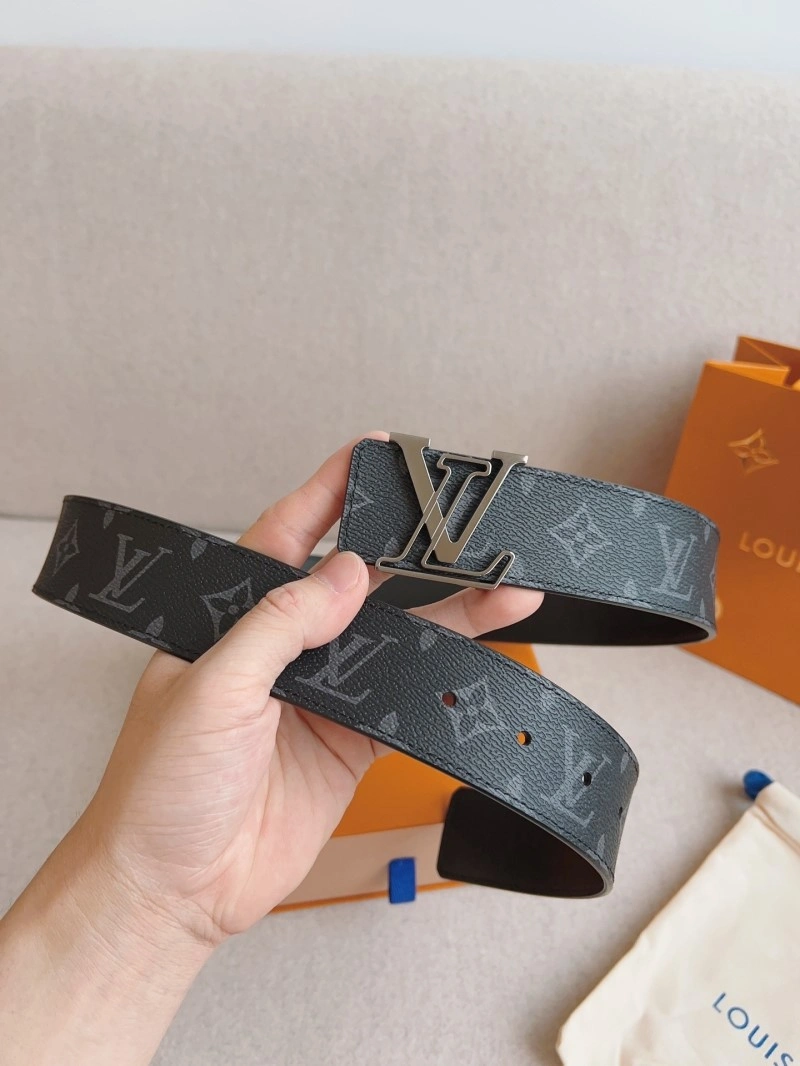 SmoothTexture Louis Vuitton Belts 298072